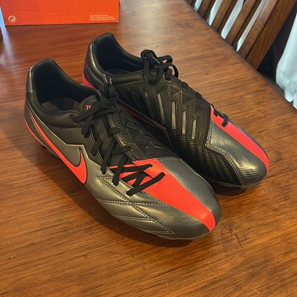 Nike T90 Strike IV FG Soccer Cleats shoes new 472562 060 grey Mens Size 8 - Picture 2 of 16